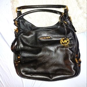 JRT RESERVED.  Large [Michael Kors] EUC leather shoulder bag